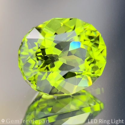 Peridot 1.62ct / Vietnam