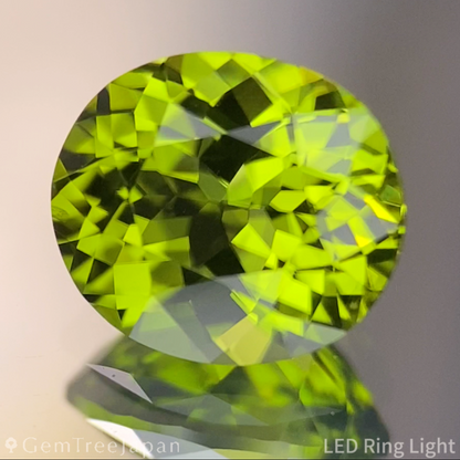 Peridot 1.89ct / Vietnam