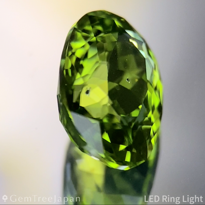 Peridot 3.174ct / Vietnam