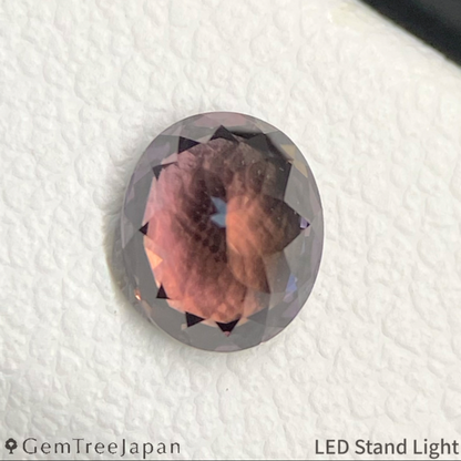 "Table Cube Cut" Un-Heat Sapphire 0.709ct / Tanzania