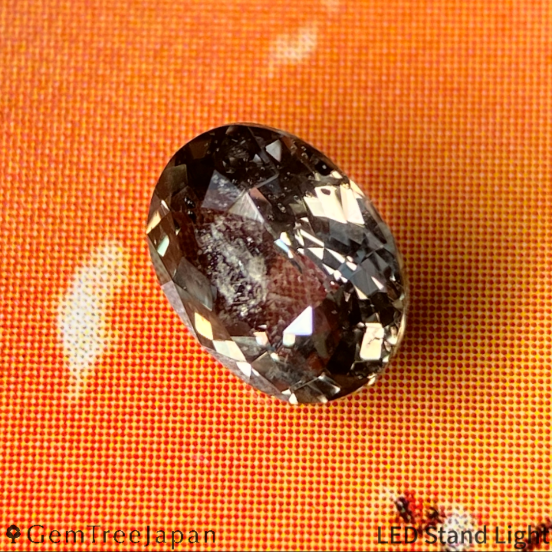 Un-Heat Color-Change Sapphire 0.694ct / Tanzania