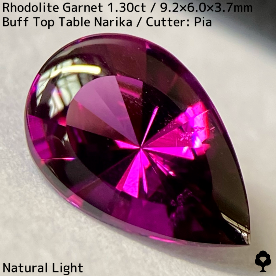 Rhodolite Garnet 1.30ct / Mozambique / Baff top Table Narika