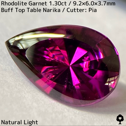 Rhodolite Garnet 1.30ct / Mozambique / Baff top Table Narika