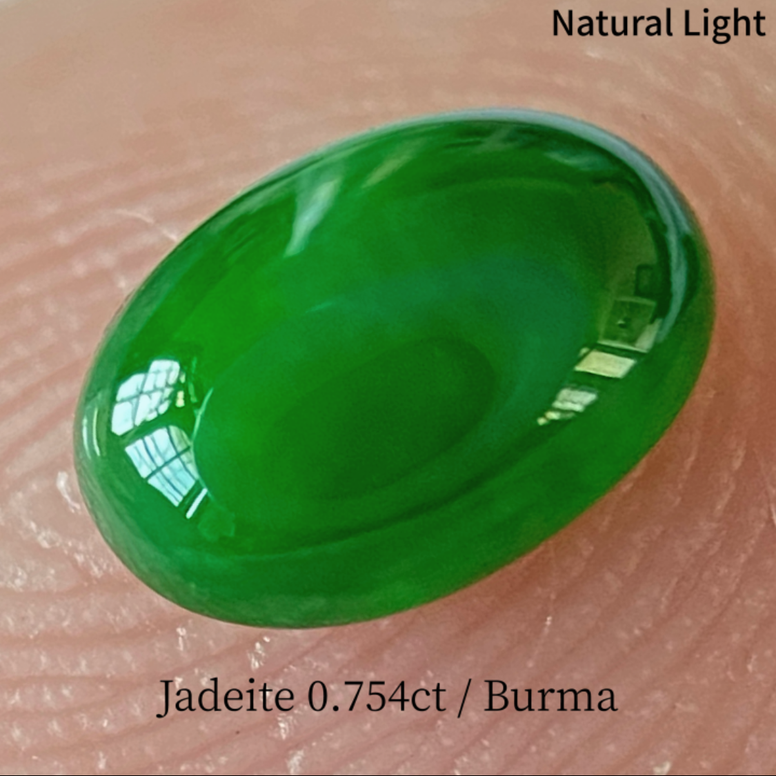 【X'mas Special Price】Jadeite 翡翠 0.754ct / Burma