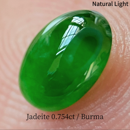 【X'mas Special Price】Jadeite 翡翠 0.754ct / Burma