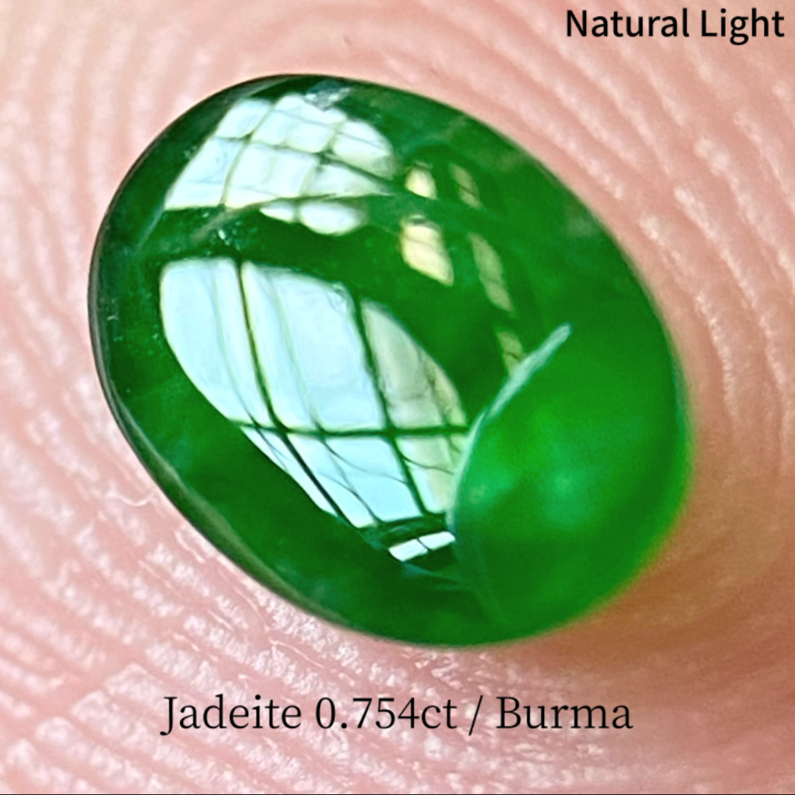 【X'mas Special Price】Jadeite 翡翠 0.754ct / Burma