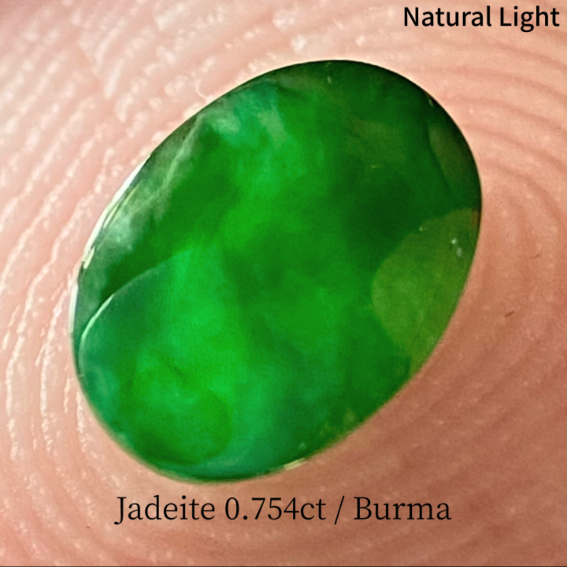 【X'mas Special Price】Jadeite 翡翠 0.754ct / Burma