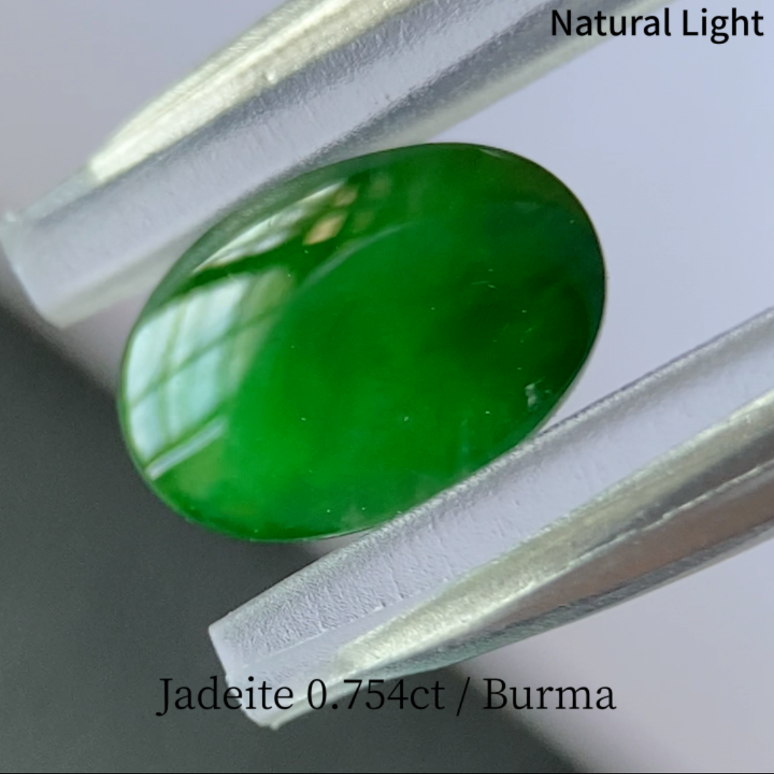 【X'mas Special Price】Jadeite 翡翠 0.754ct / Burma