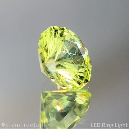 Parrot Chrysoberyl 0.419ct / Sri Lanka