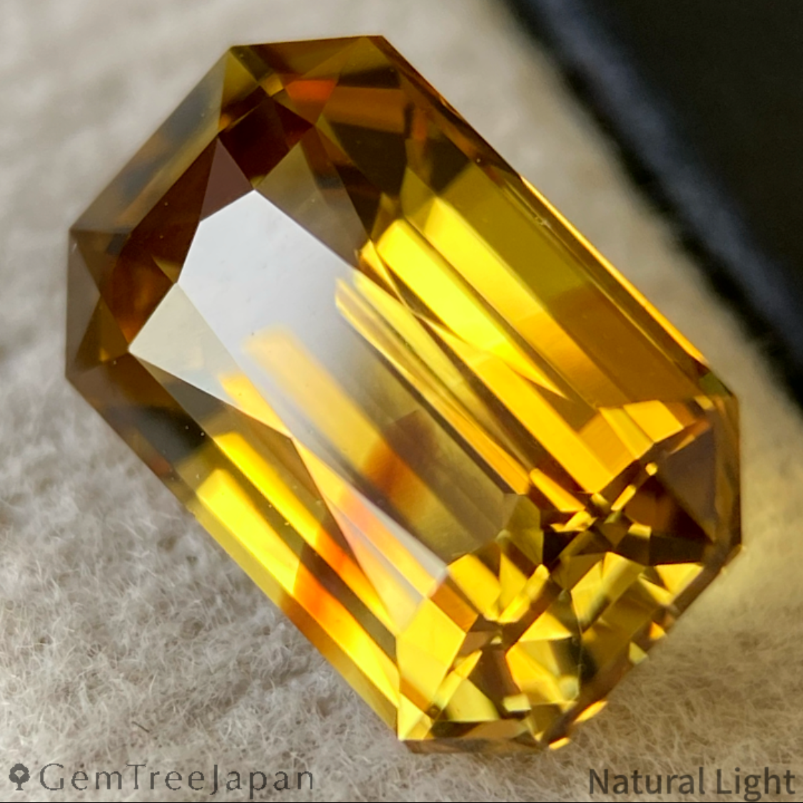 Chrysoberyl 2.394ct / Nigeria