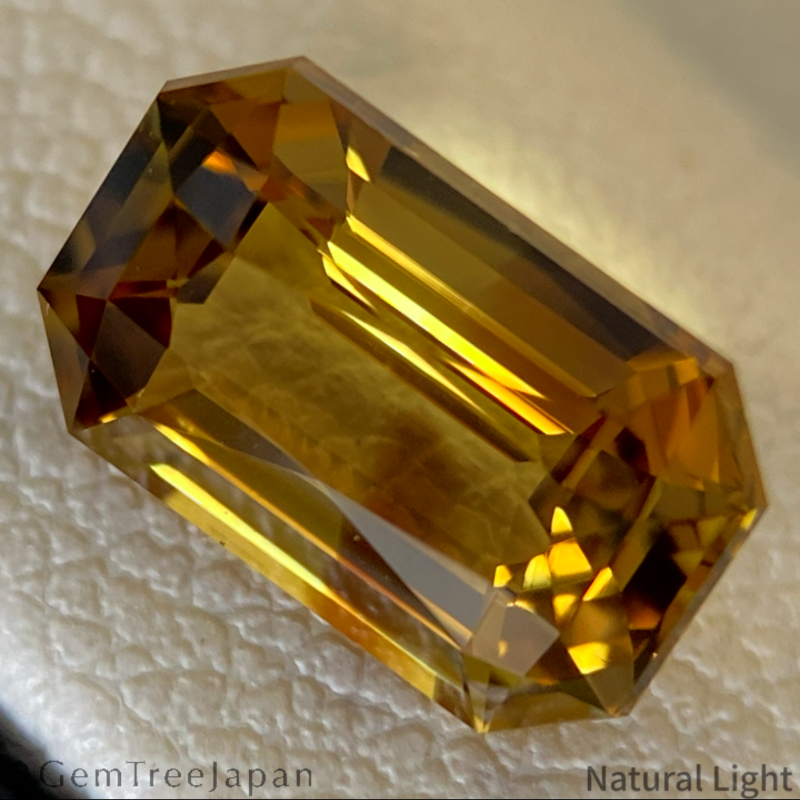 Chrysoberyl 2.394ct / Nigeria