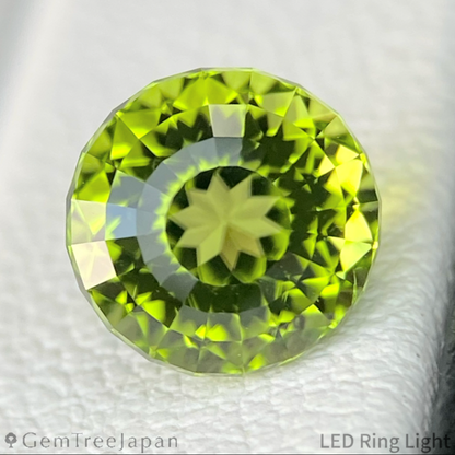 Peridot 1.966ct / Vietnam