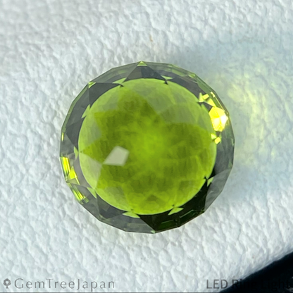 Peridot 1.966ct / Vietnam