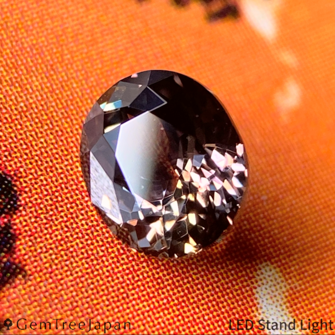 Un-Heat Color-Change Sapphire 0.668ct / Tanzania