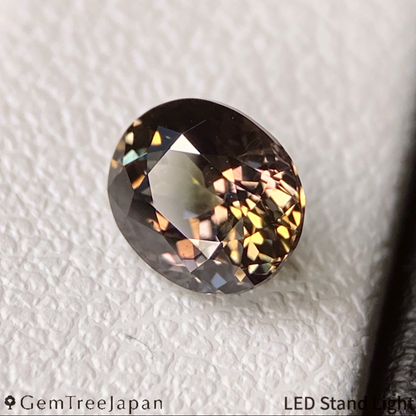 Un-Heat Color-Change Sapphire 0.668ct / Tanzania