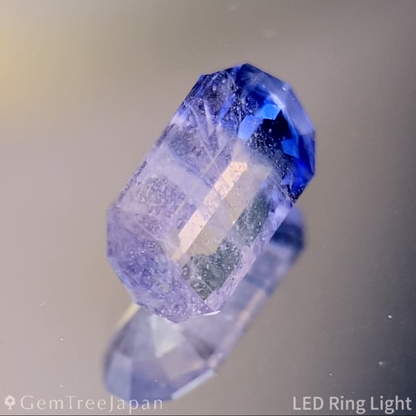 Un-Heat Parti-Color Sapphire 0.697ct / Vietnam