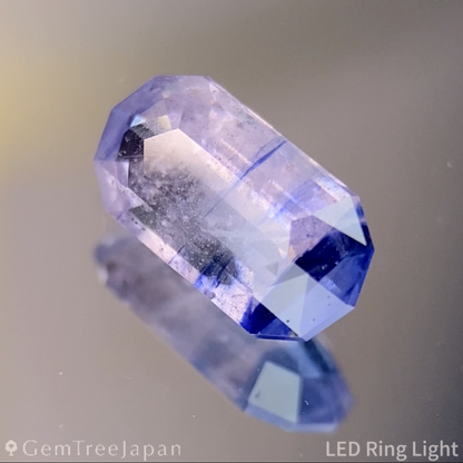 Un-Heat Parti-Color Sapphire 0.697ct / Vietnam
