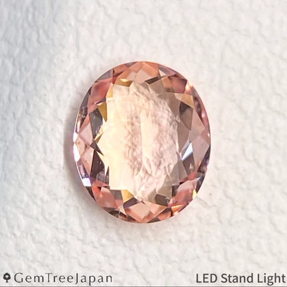 Padparadscha Sapphire 0.526ct / Madagascar