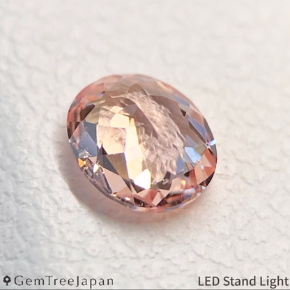 Padparadscha Sapphire 0.526ct / Madagascar