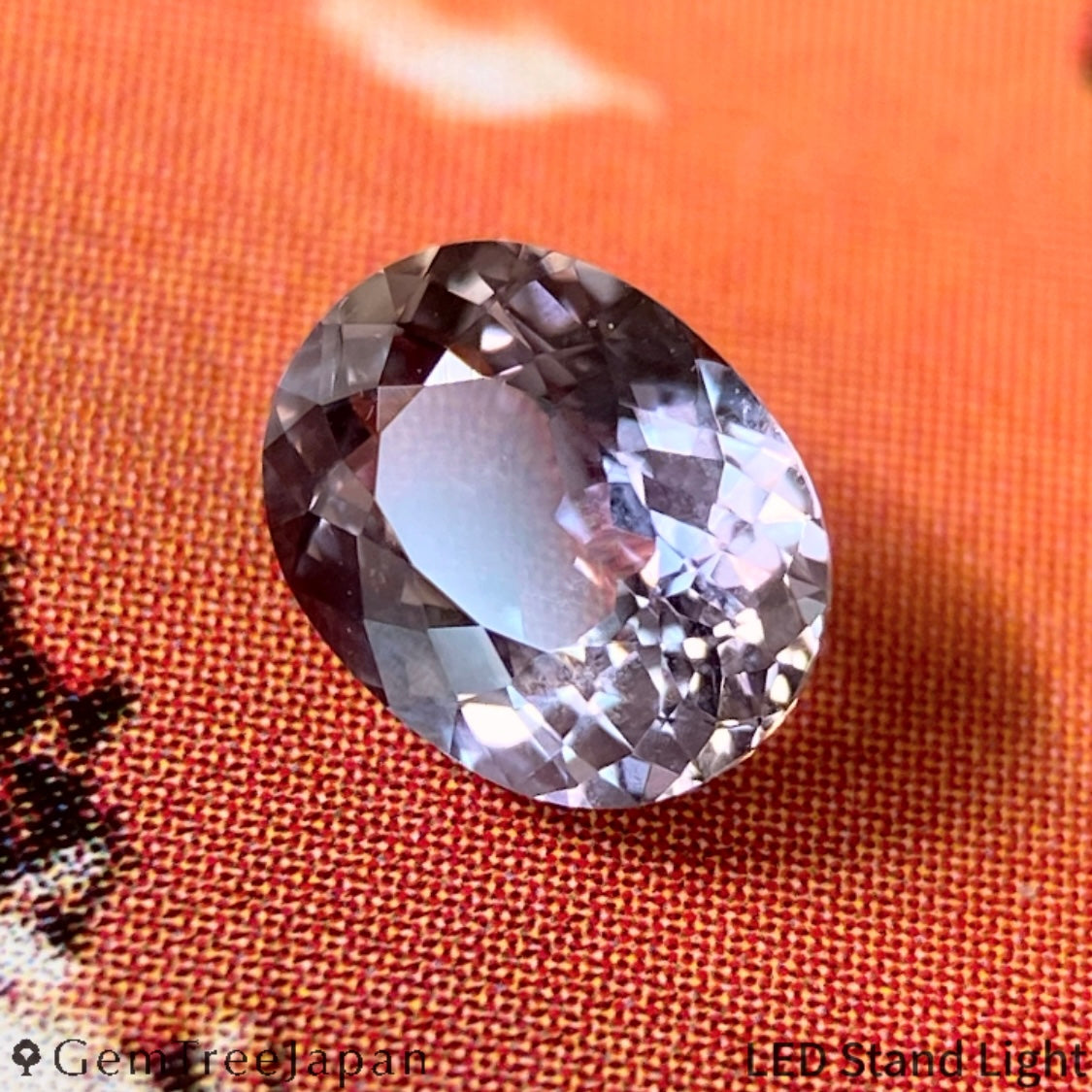 Un-Heat Color-Change Sapphire 0.588ct / Tanzania