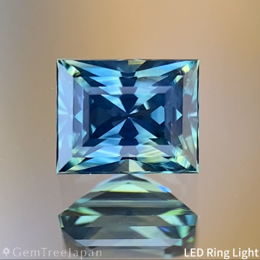 Greenish Blue Sapphire 0.567ct / Nigeria