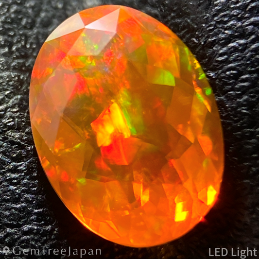 Fire Opal 1.073ct / Mexico