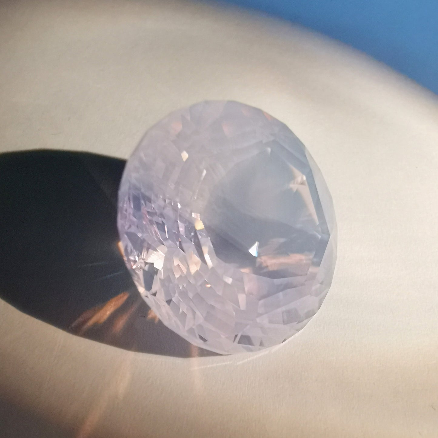 Milky Amethyst 36.028ct / Icositetragon