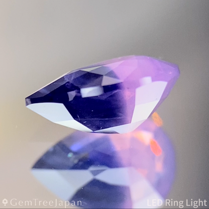 Un-Heat Parti-Color Sapphire 0.966ct / Vietnam