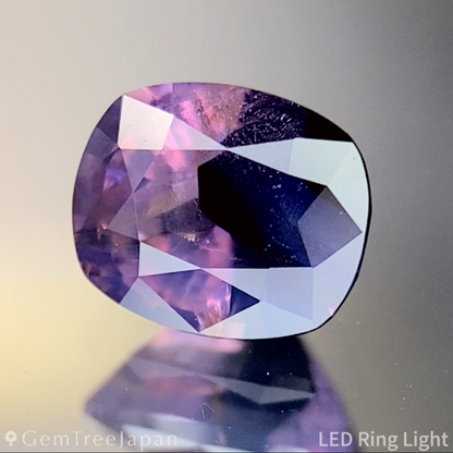 Un-Heat Parti-Color Sapphire 0.851ct / Vietnam