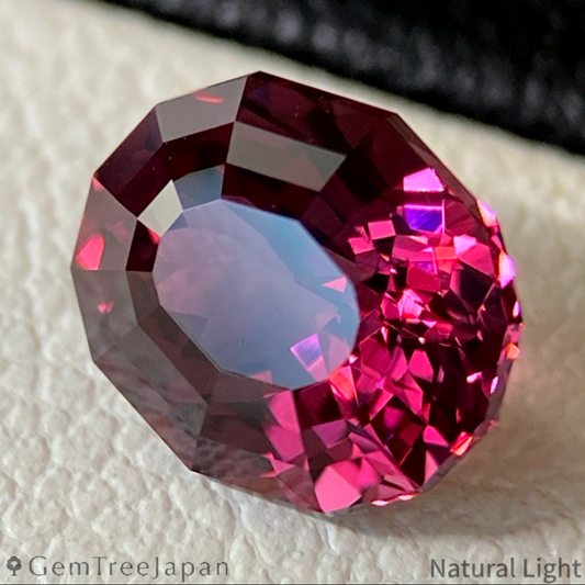 Rhodolite Garnet 1.56ct / Tanzania