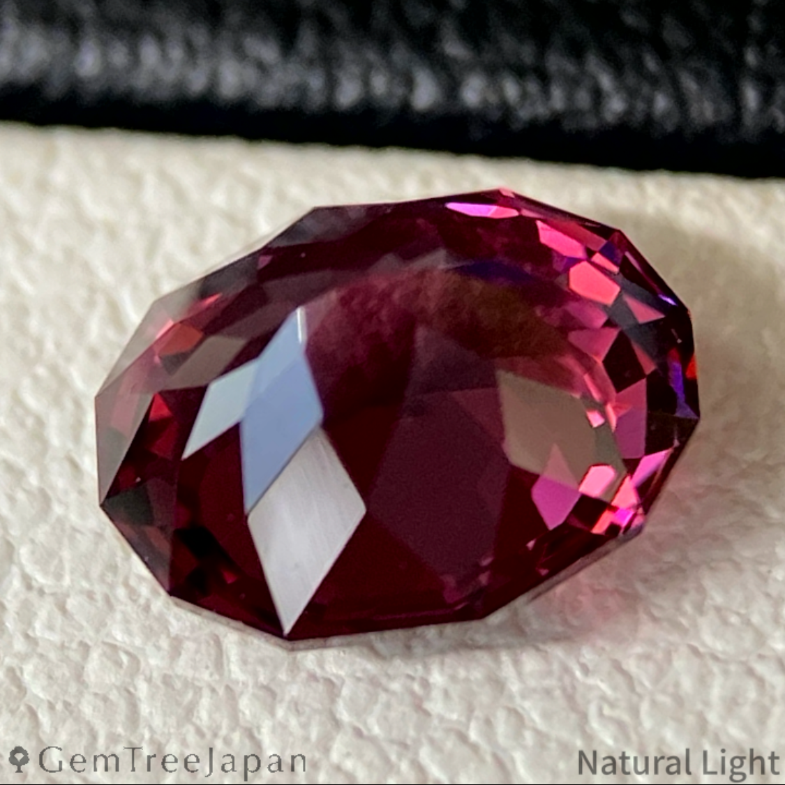 Rhodolite Garnet 1.56ct / Tanzania