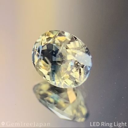 Un-Heat Parti-Color Sapphire 0.490ct / Vietnam