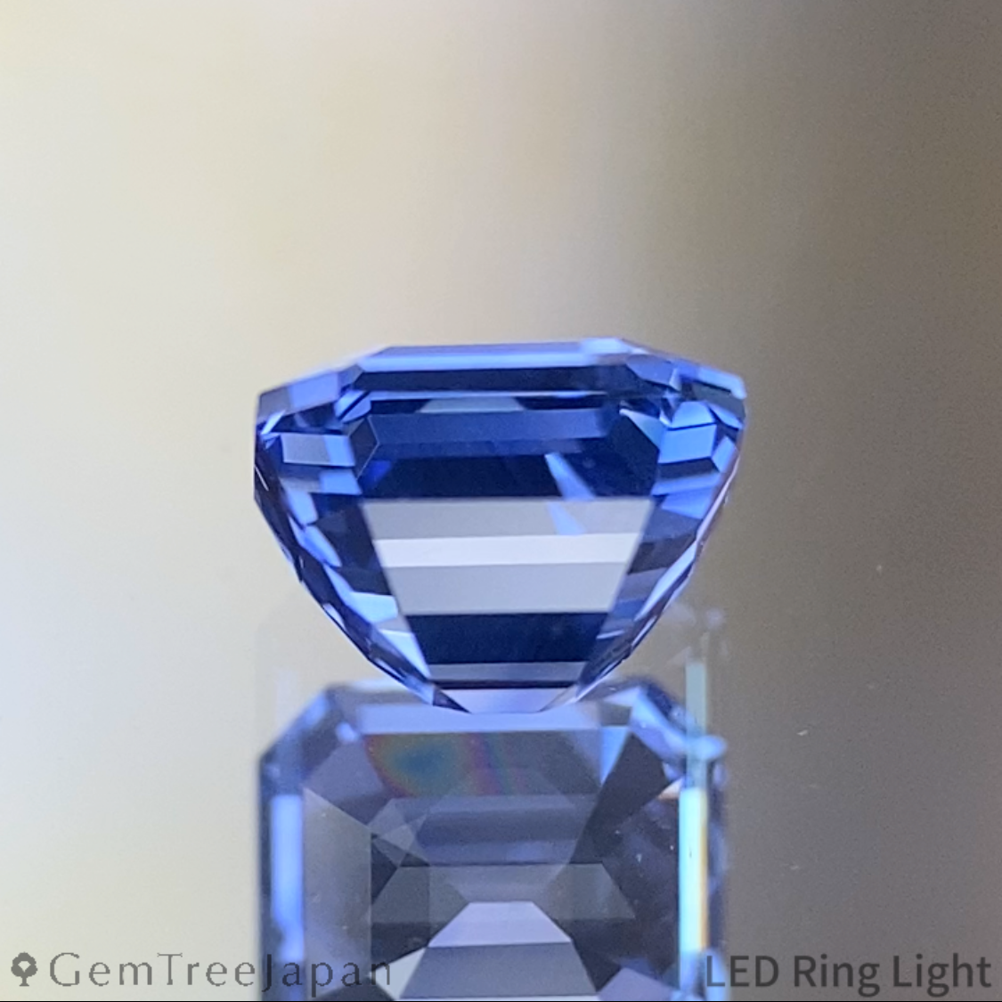 Cornflower Blue Sapphire 0.887ct / Burma