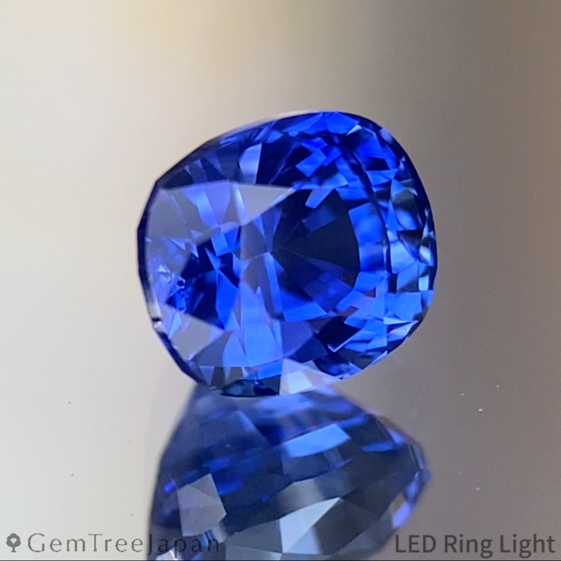 Cornflower Blue Sapphire 1.064ct / Burma