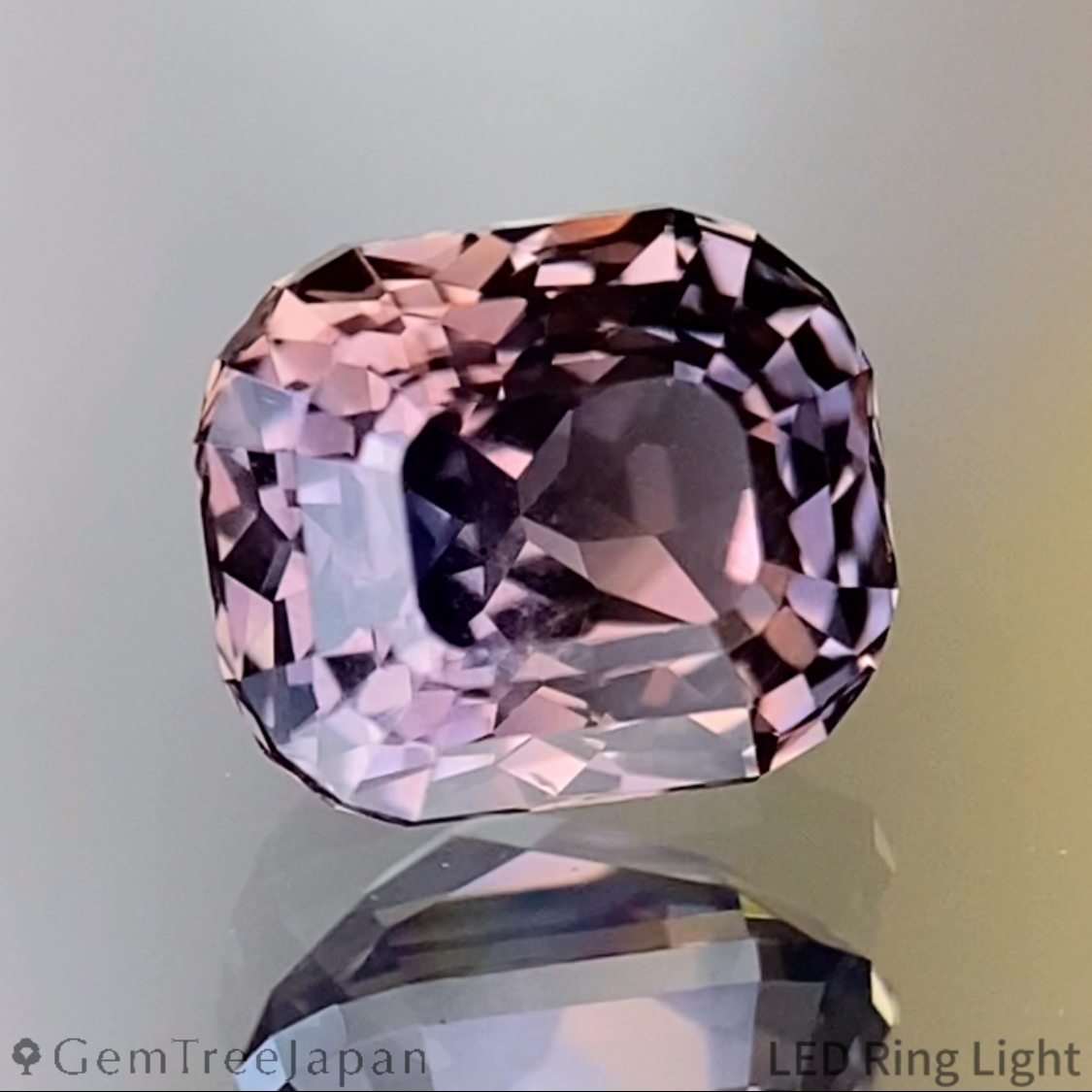Unheated Sapphire 1.288ct / Tanzania