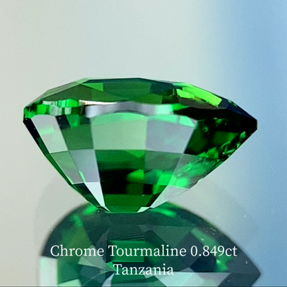 Chrome Tourmaline 0.849ct / Tanzania 