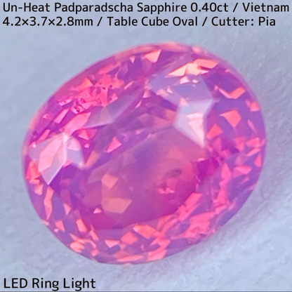 Un-Heat Padparadscha Sapphire 0.40ct / Vietnam