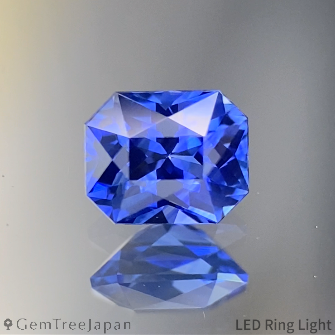 Cornflower Blue Sapphire 0.429ct / Burma