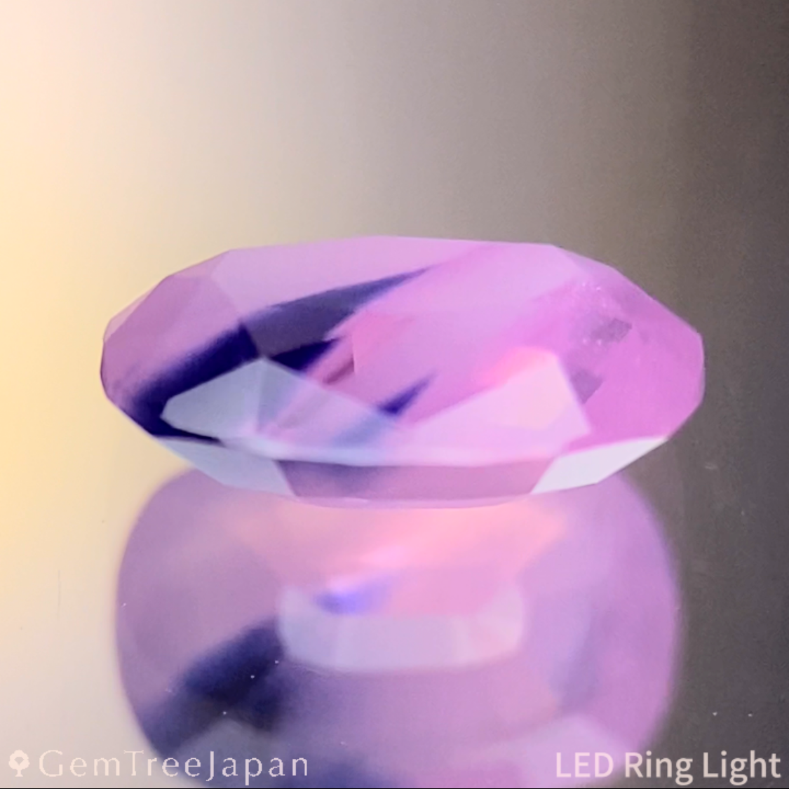 Un-Heat Parti-Color Sapphire 1.006ct / Vietnam