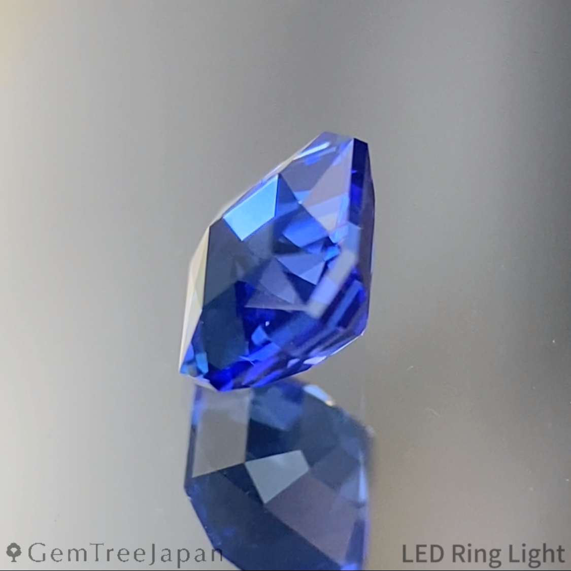 Cornflower Blue Sapphire 0.477ct / Burma