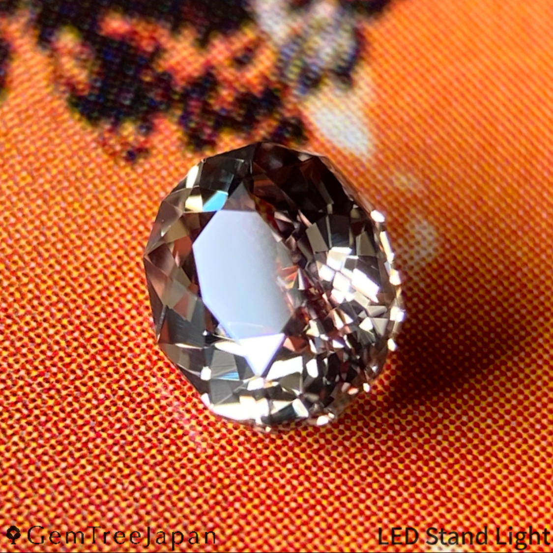 Un-Heat Color-Change Sapphire 0.492ct / Tanzania
