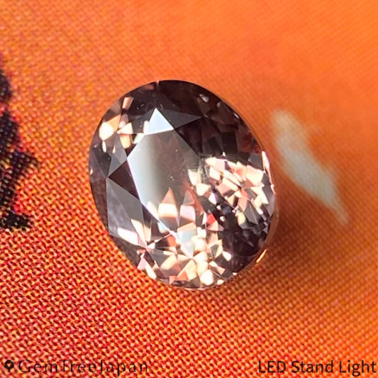 Un-Heat Color-Change Sapphire 0.654ct / Tanzania