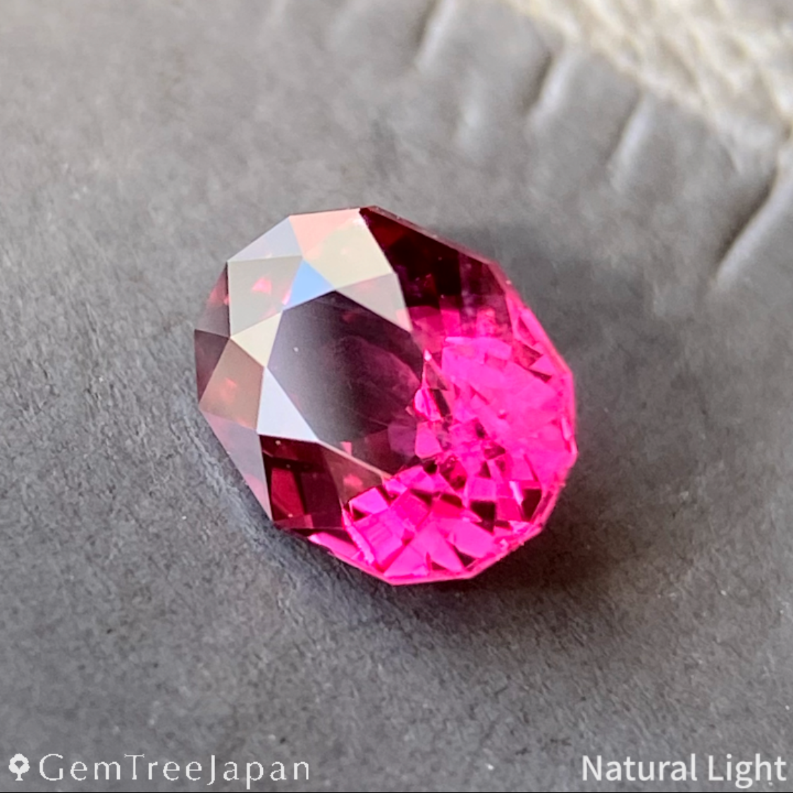 Ruby 0.303ct / Thailand