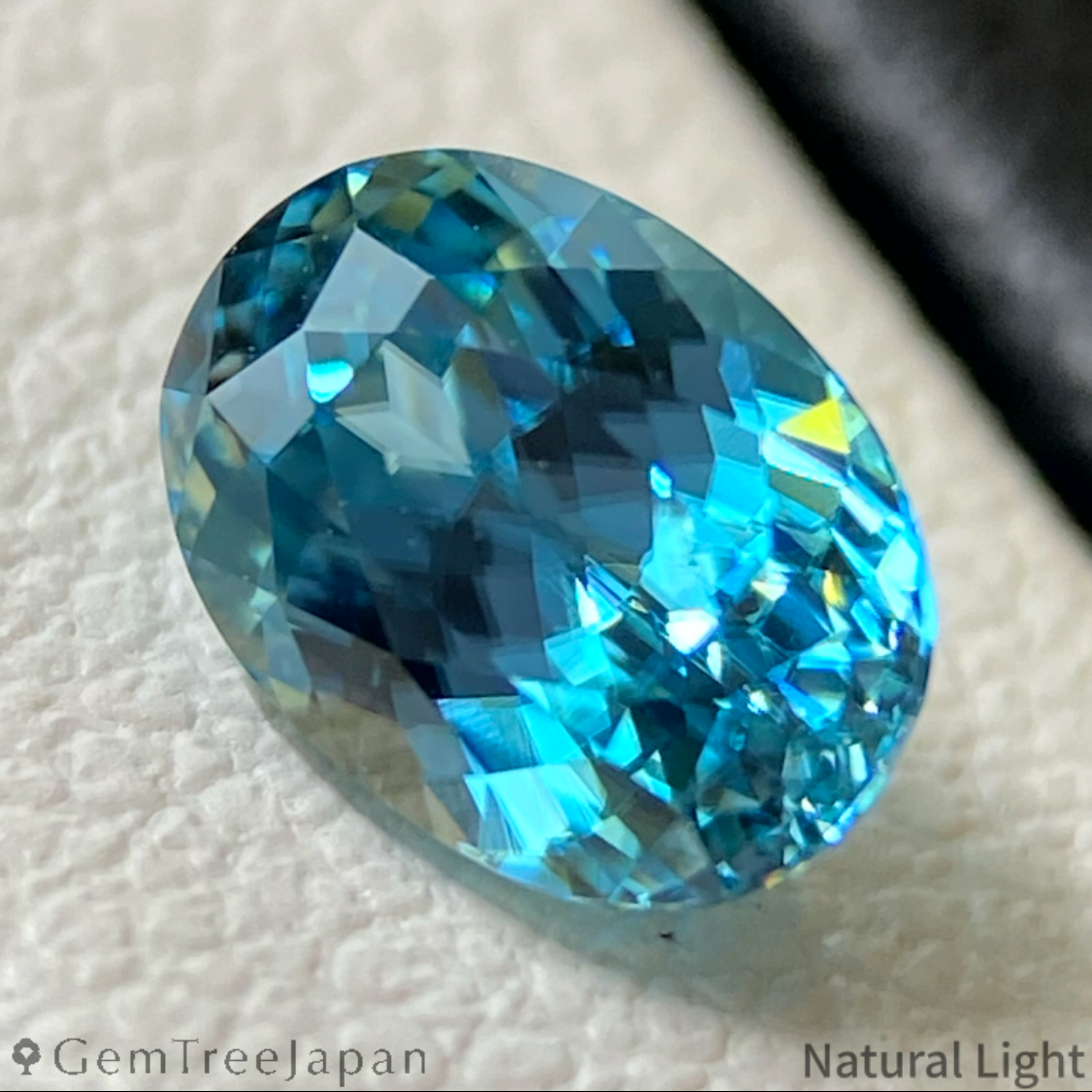 Blue Zircon 1.19ct / Cambodia
