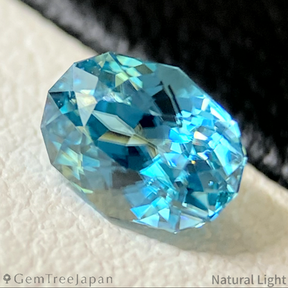 Blue Zircon 1.02ct / Cambodia
