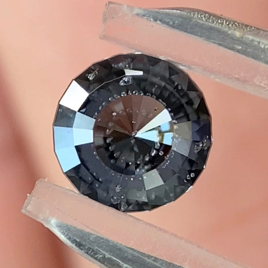 Grey Spinel 0.768ct / Burma