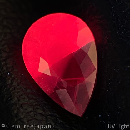 Un-Heat Parti-Color Sapphire 0.966ct / Vietnam