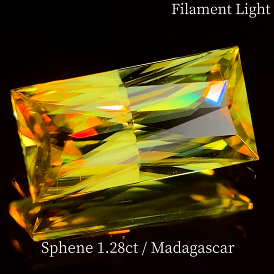 Sphene 1.28ct / Madagascar