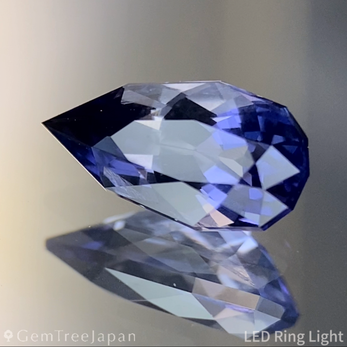 Iolite 0.690ct / Tanzania