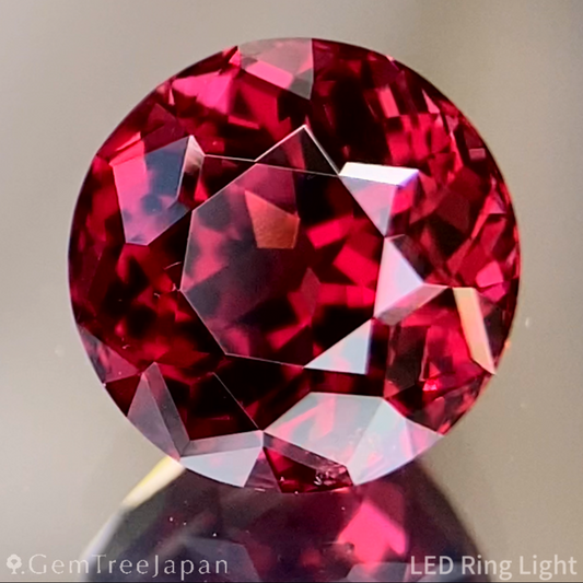 Red Malaya Garnet (Pyralspite) 2.258ct / Tanzania